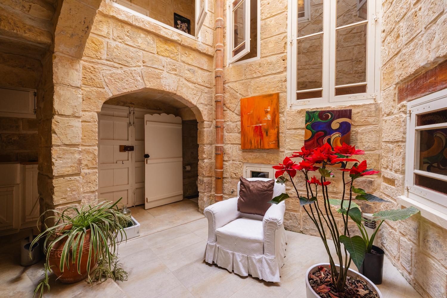 Tranquility Haven Villa Rabat Exterior photo